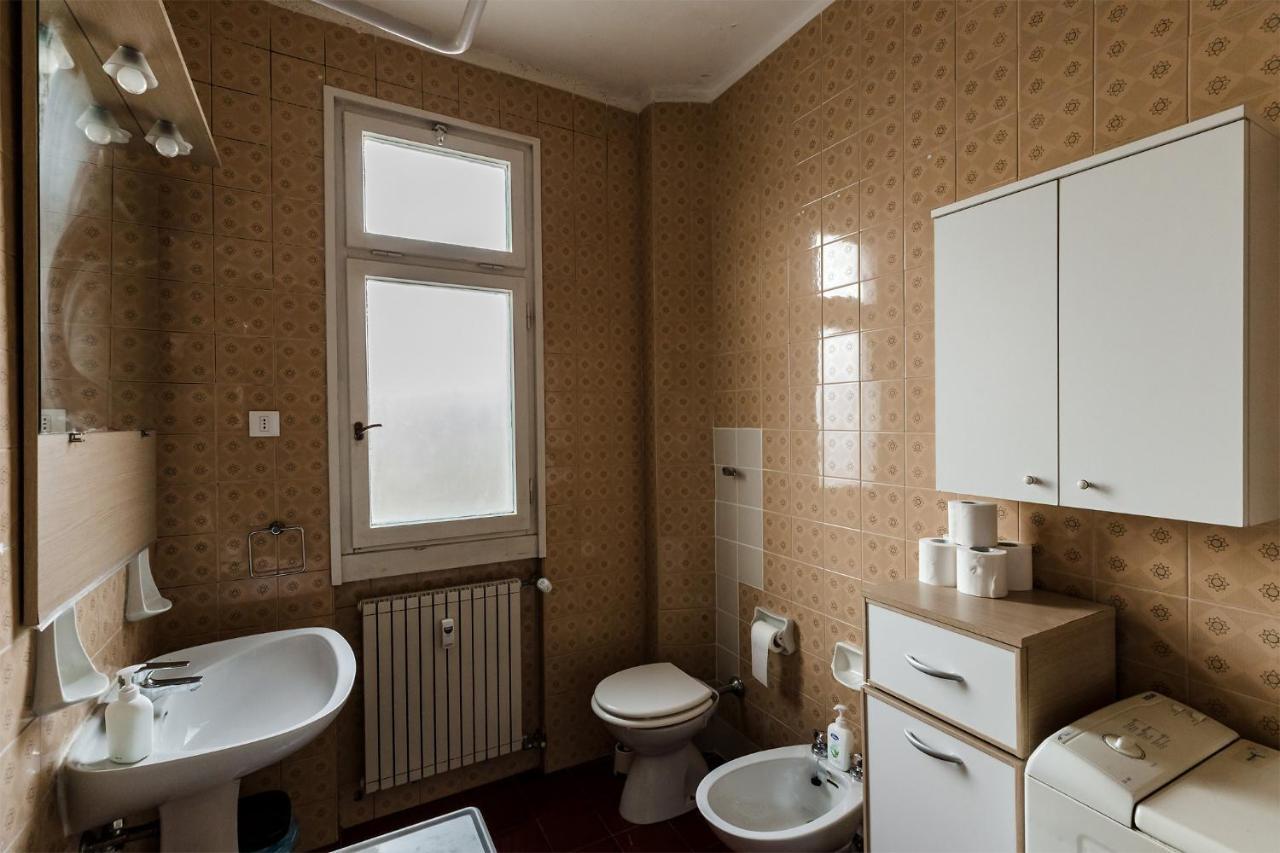 Appartamento Slataper - Ampio E Con Vista Trieste Exteriör bild